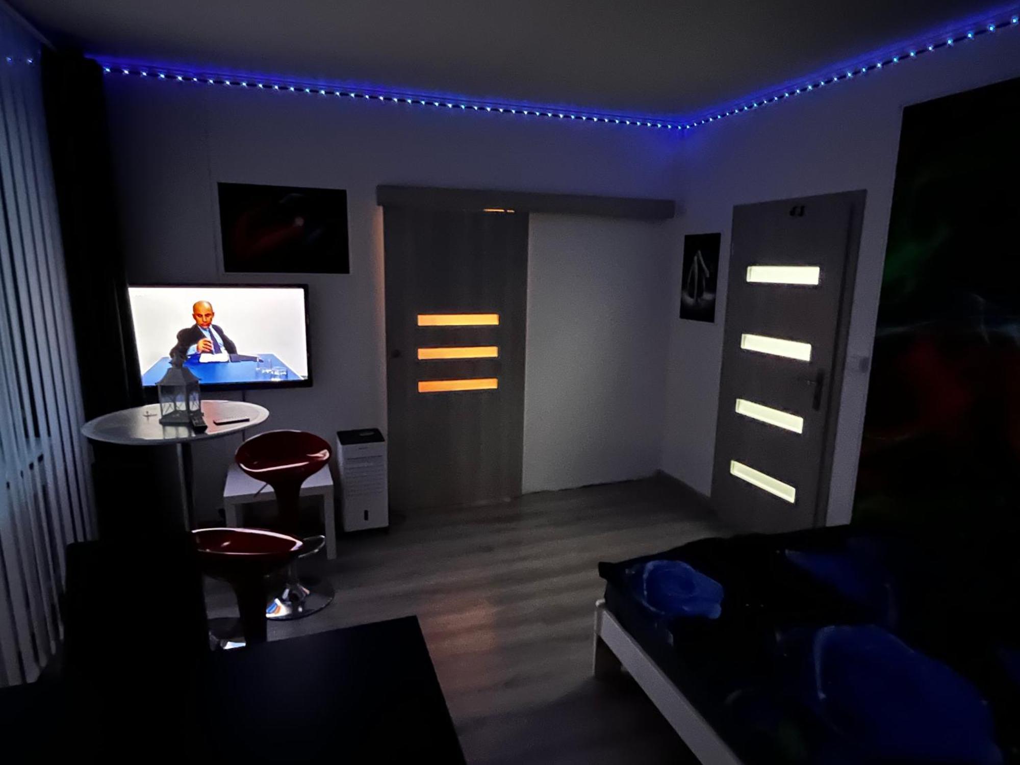 Monfas Apartment Barrandov ปราก ภายนอก รูปภาพ